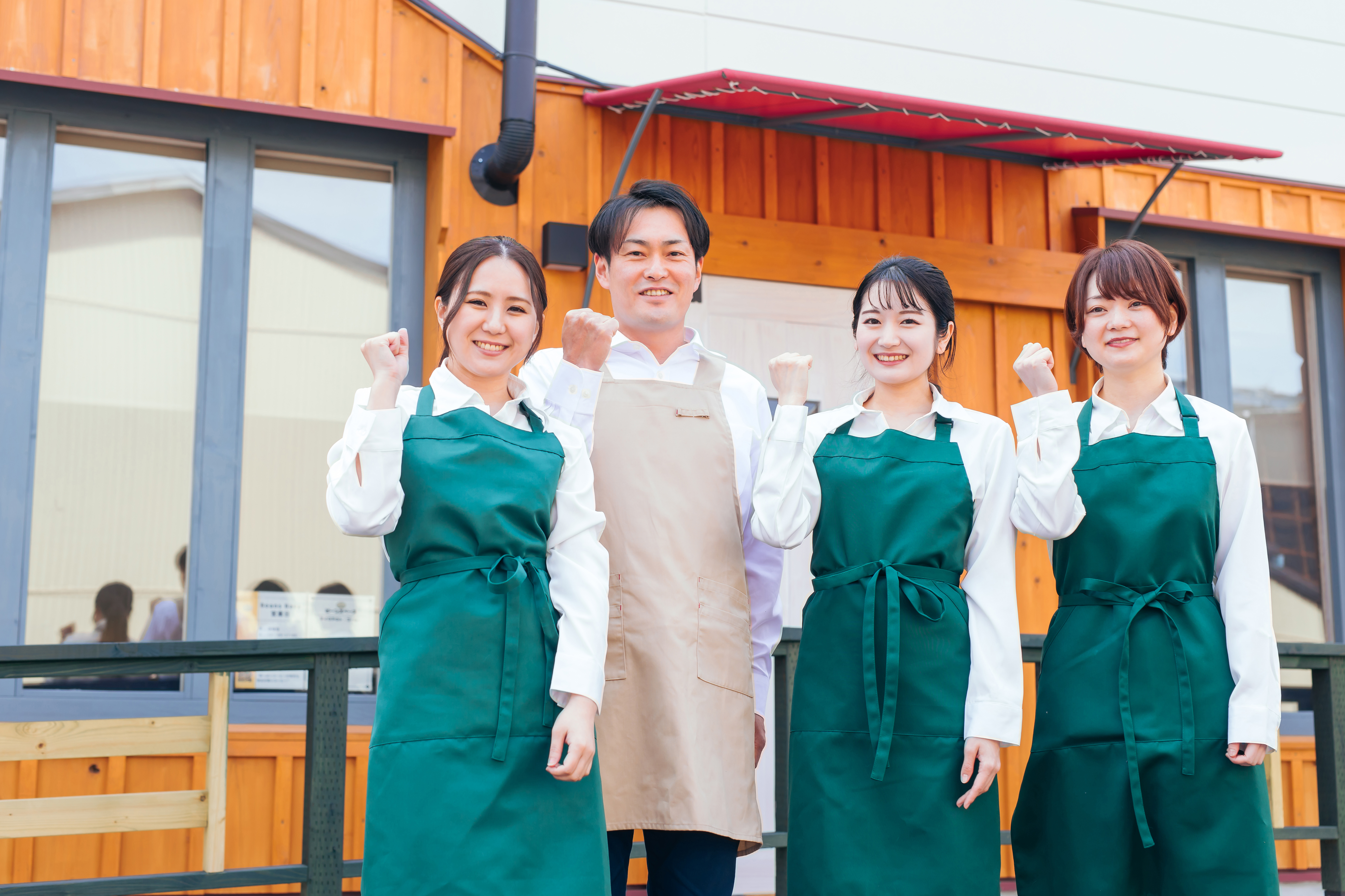 物産店での店内スタッフ（パート）