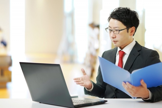 銀行グループ企業での一般事務/ヘルプデスク