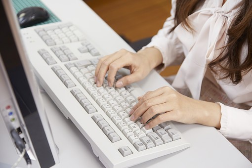 運輸会社でのデータ入力・伝票整理・運行管理