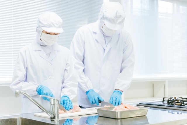 シフト制/お肉のパック詰め、値付け/資格不問